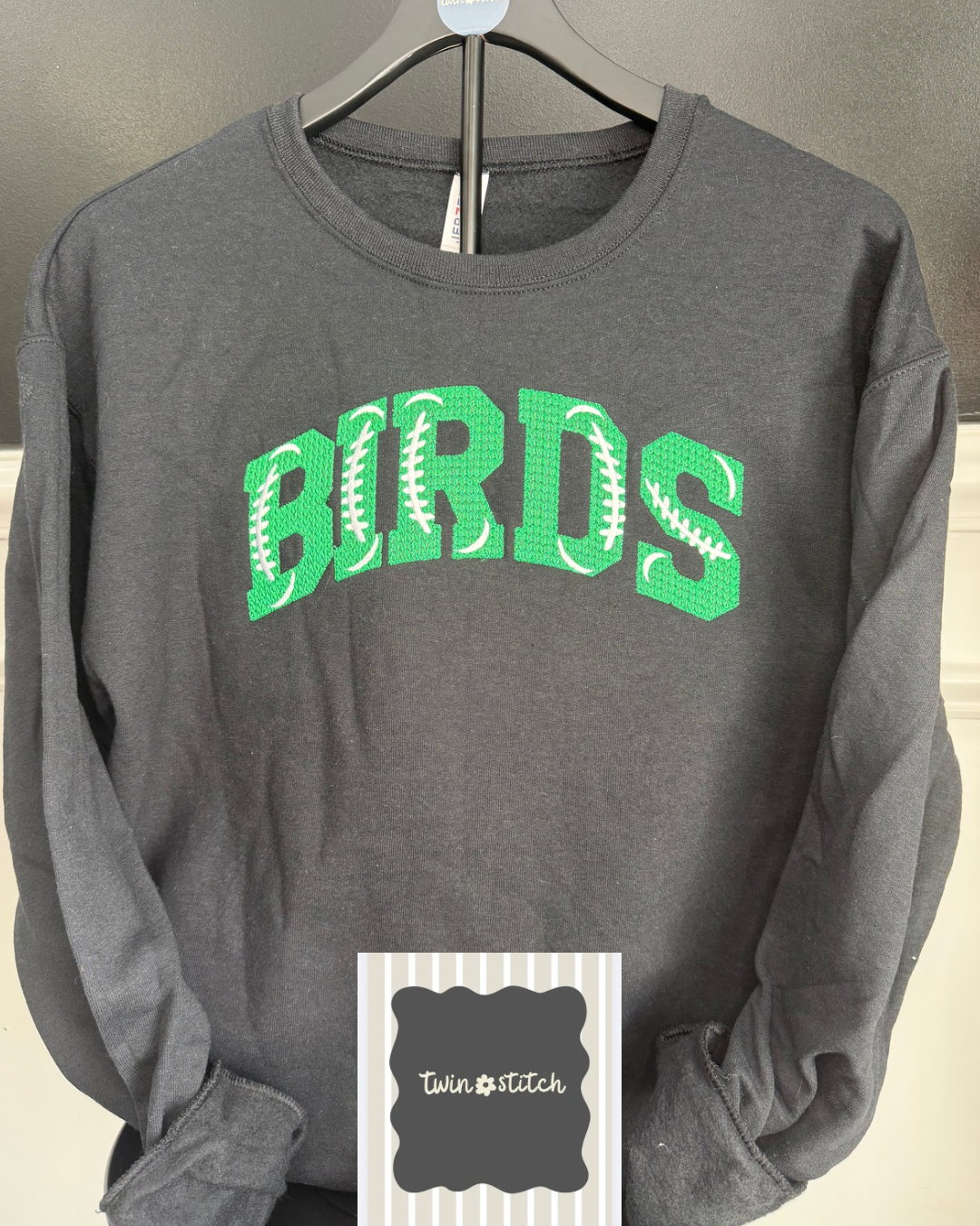 BIRDS football stitch crewneck
