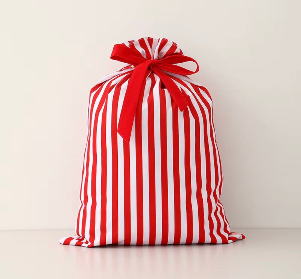 Personalized Embroidered Santa Sack 🎅🏼🎄